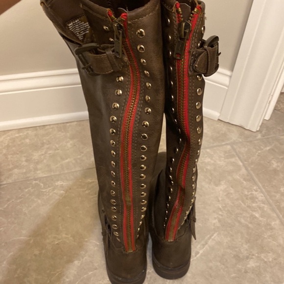 Candies Tan Knee High Zipper Boots - Picture 4 of 7